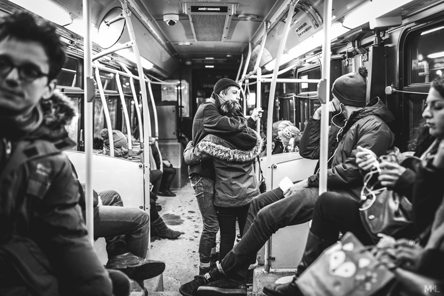 Hold on tight during the bus ride (Montréal)