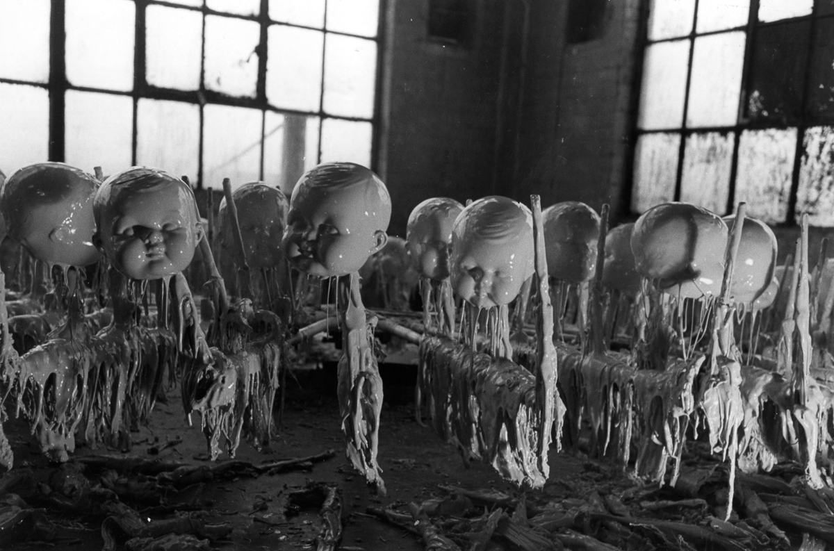 1947: Dolls' heads in the doll factory waiting to dry. Original Publication: Picture Post - 4292 - Dolls Factory - unpub. (Photo by Merlyn Severn/Picture Post/Getty Images)