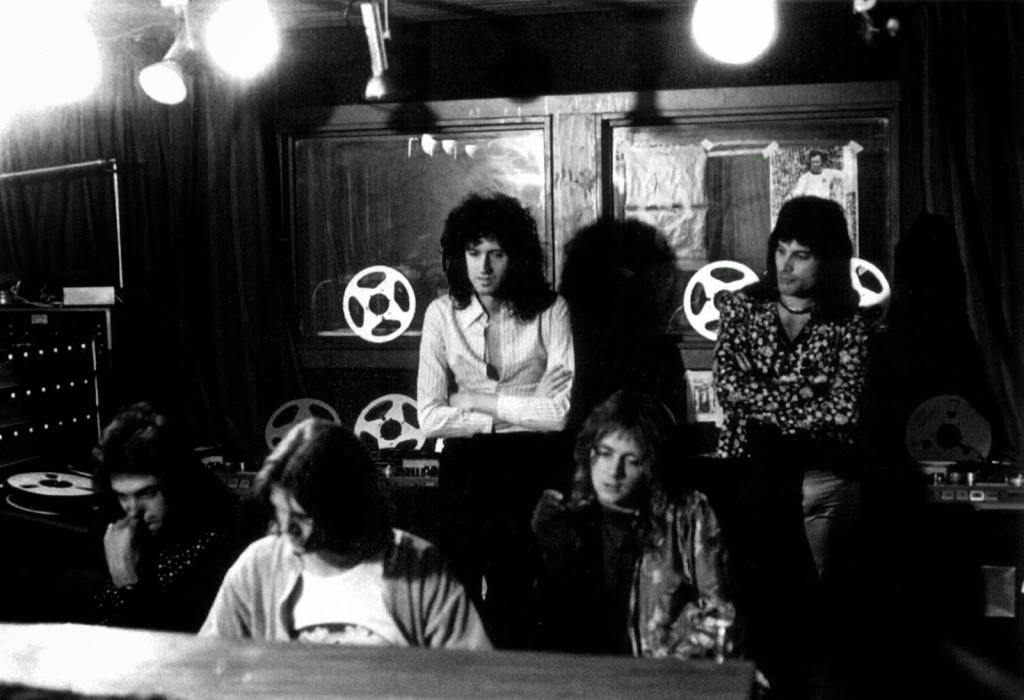 Queen to jeden z zespołów, które nagrywały w Rockfield Studios 