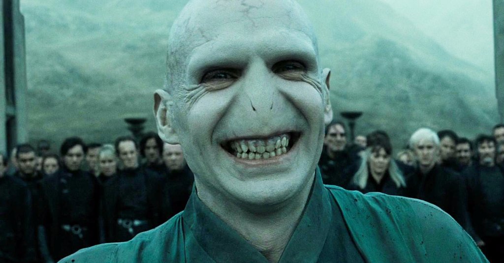 Kto Był Ojcem Harrego Pottera Fani Harrego Pottera stworzyli trailer przedstawiający Voldemorta we