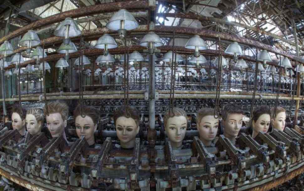 DOLL FACTORY, SPAIN