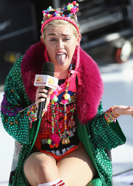 Stylizacje Miley Cyrus