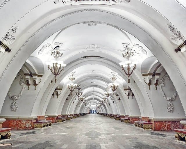15 najpiękniejszych stacji metra w Rosji