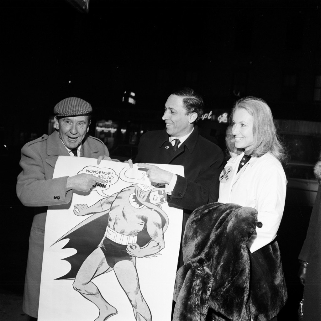 BATMAN - "Batman Premier Party" - Shoot date January 12, 1966. (Photo by ABC Photo Archives/ABC via Getty Images) BURGESS MEREDITH;BOB KANE