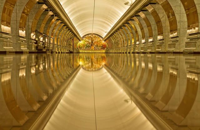 15 najpiękniejszych stacji metra w Rosji