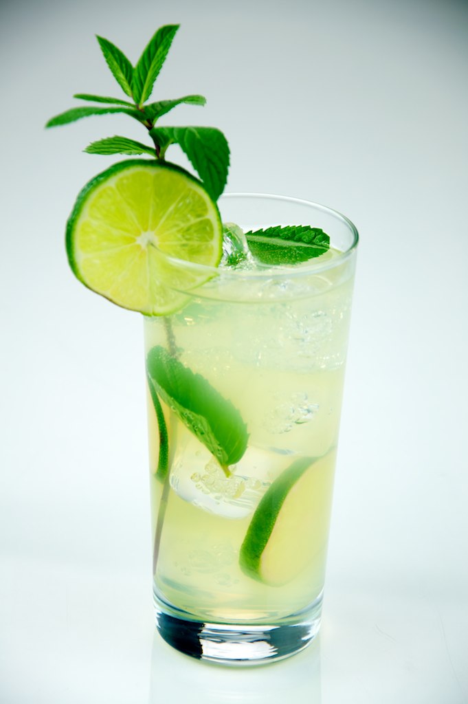 Proste Drinki Z Wodka I Sokami 6 prostych przepisów na popularne drinki - Blaber