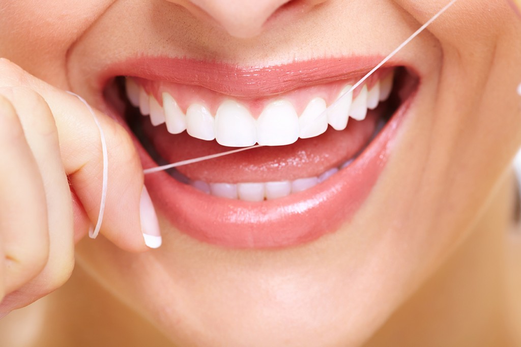 naturalne sposoby na wybielenie zębów