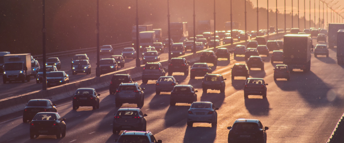 Korytarz życia i jazda na suwak – dziś Ogólnopolski Dzień Bezpiecznego Kierowcy